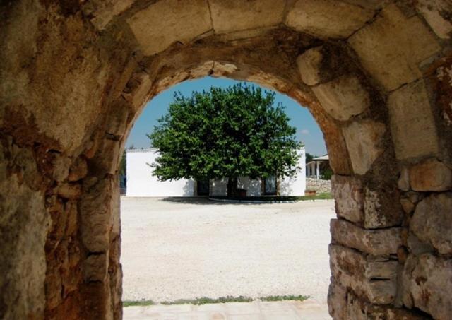 Masseria Quis Ut Deus Crispiano Экстерьер фото